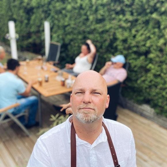 Meet your Posher, Mike - Picture 1 of 1